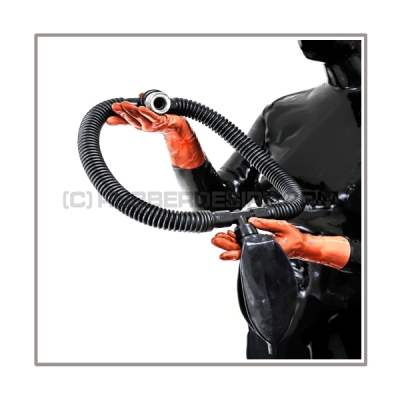 Ring tube respiratory reduction system with 2 t-joints and breathing bag 1 liter